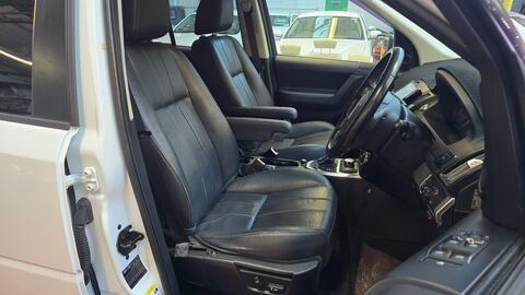 Land Rover Freelander view 5