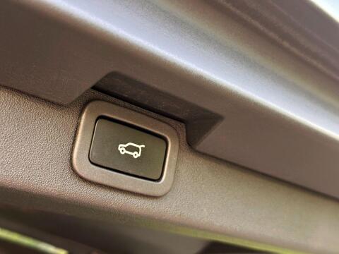Land Rover Discovery view 41