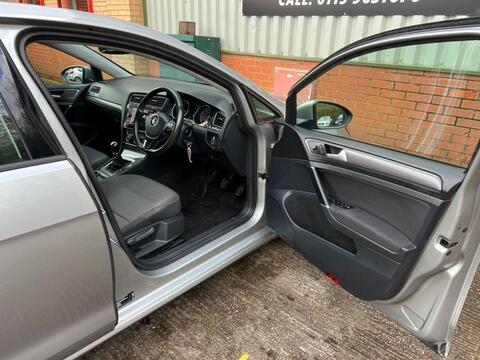 Volkswagen Golf view 11