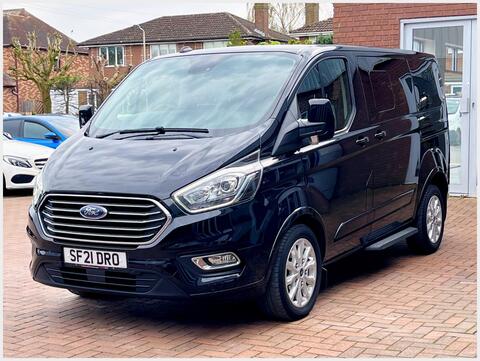 Ford Tourneo Custom view 14