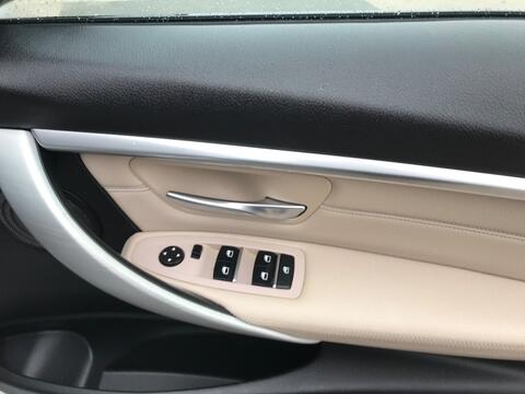 BMW 3 Series view 27