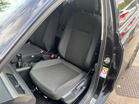 Volkswagen Polo view 17