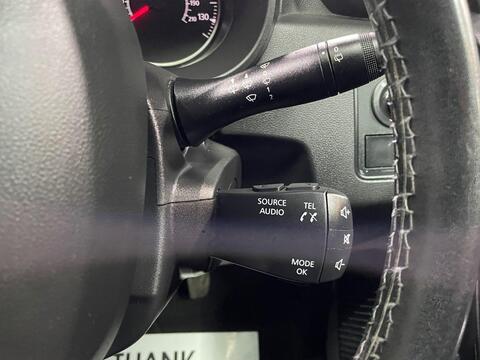 Dacia Duster view 30