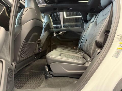 Audi SQ7 view 41
