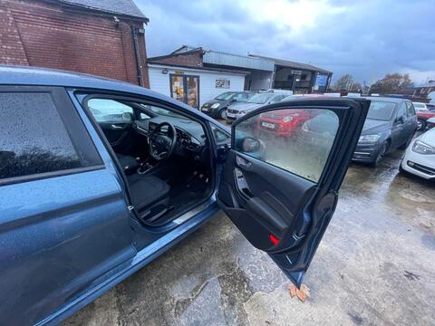 Ford Fiesta view 32
