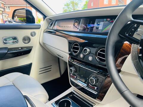 Rolls-Royce Phantom view 74