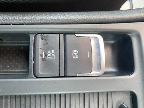 Volkswagen Golf view 22