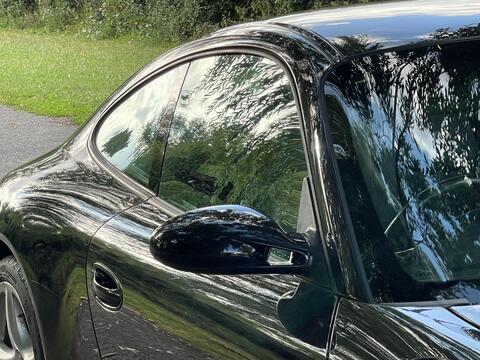 Porsche 911 view 48