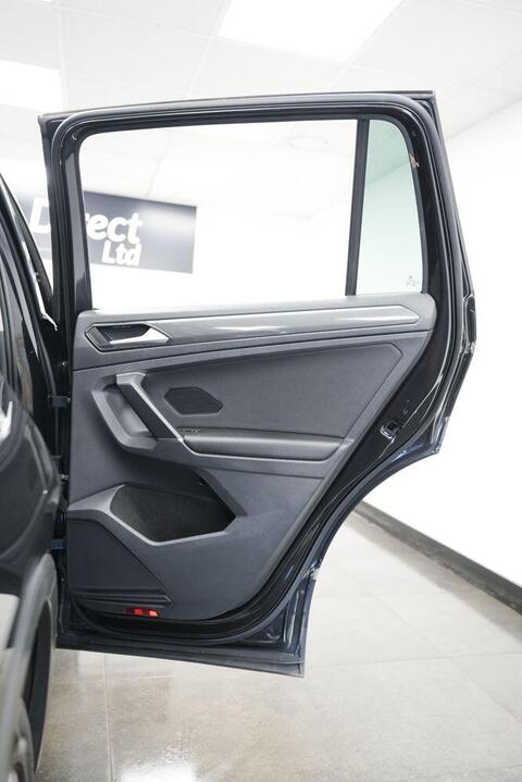 Volkswagen Tiguan view 15