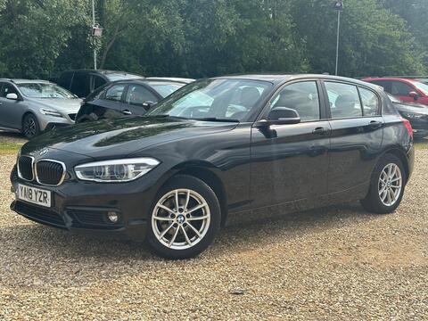BMW 1 Series view 2