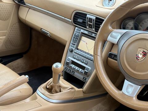 Porsche 911 view 44