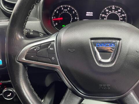 Dacia Duster view 27