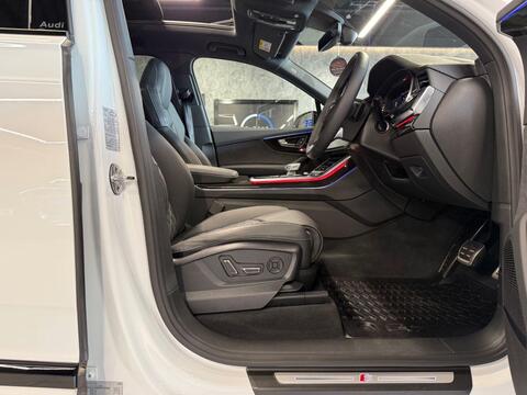 Audi SQ7 view 27