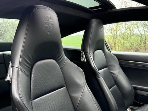 Porsche 911 view 62