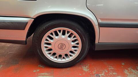 Volvo 850 view 29