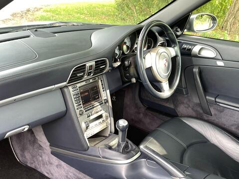 Porsche 911 view 48