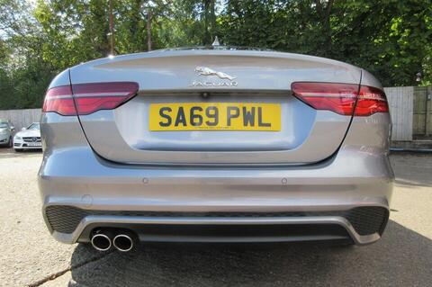 Jaguar Xe view 47