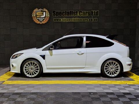 Ford Focus view 3