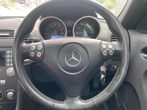 Mercedes-Benz SLK view 17
