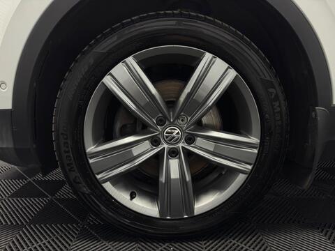 Volkswagen Tiguan view 32