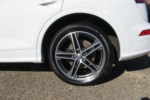 Audi SQ5 view 50