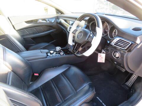 Mercedes-Benz CLS view 9