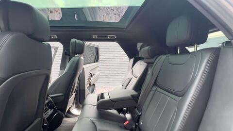 Land Rover Range Rover view 35