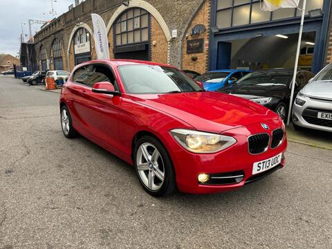 BMW 1 Series view 14