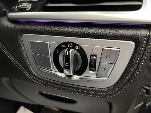 BMW 7 Series view 17