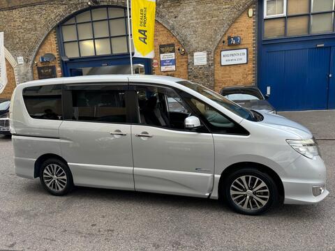 Nissan Serena view 11