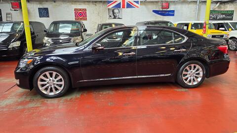 Lexus LS view 42
