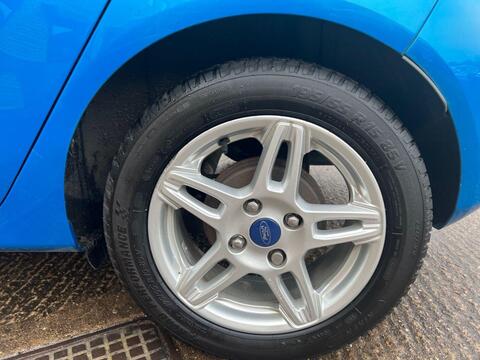Ford Fiesta view 26