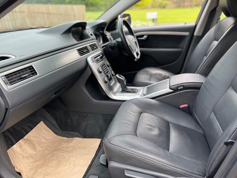 Volvo XC70 view 26