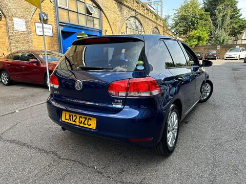 Volkswagen Golf view 9