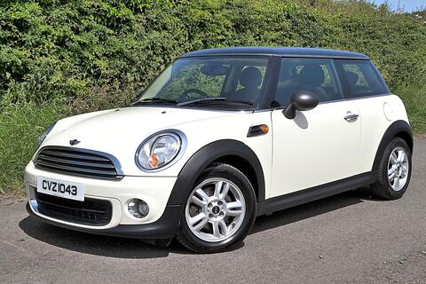 Mini Hatch view 2