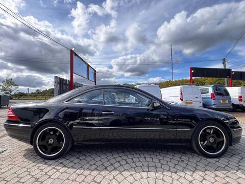 Mercedes-Benz CL view 32
