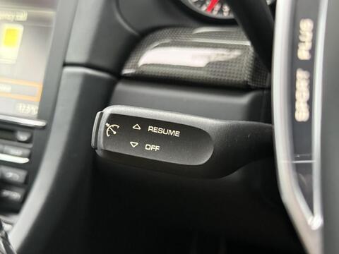 Porsche 911 view 51
