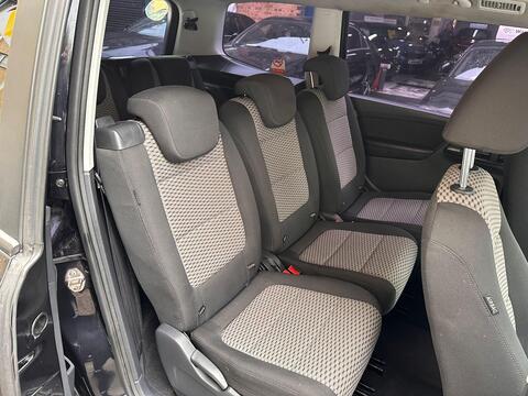 Volkswagen Sharan view 18