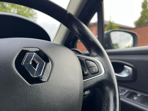 Renault Clio view 24