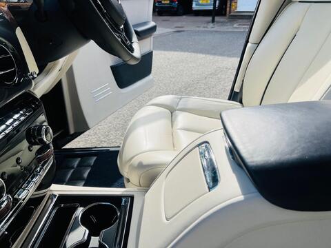 Rolls-Royce Phantom view 62