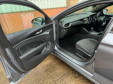 Vauxhall Insignia view 17
