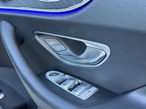 Mercedes-Benz E Class view 45