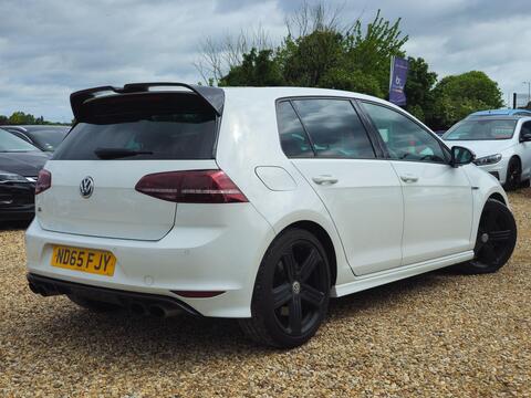 Volkswagen Golf view 3