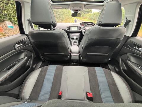 Peugeot 308 view 18