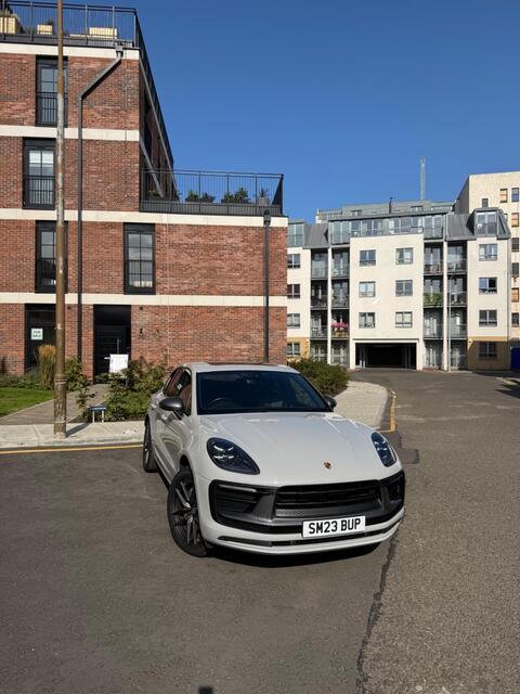 2023 Porsche Macan