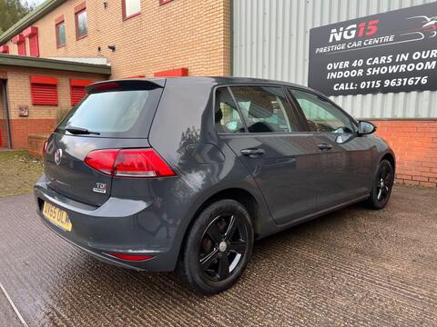 Volkswagen Golf view 6