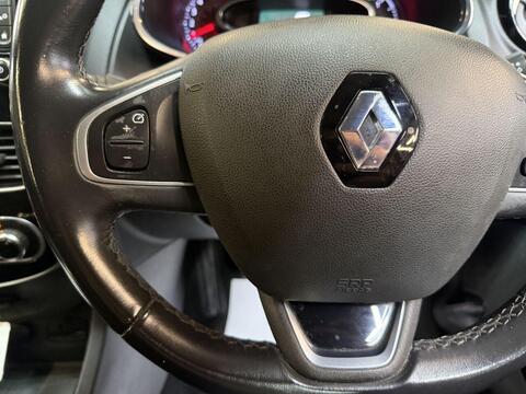 Renault Clio view 34
