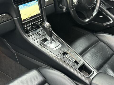 Porsche 911 view 29
