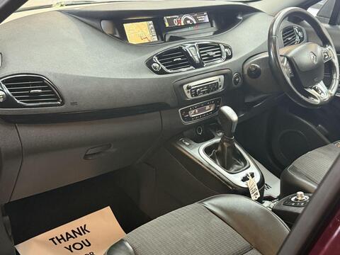 Renault Scenic view 14