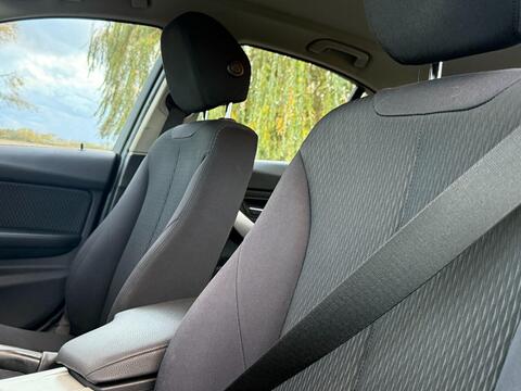 BMW 3 Series view 45